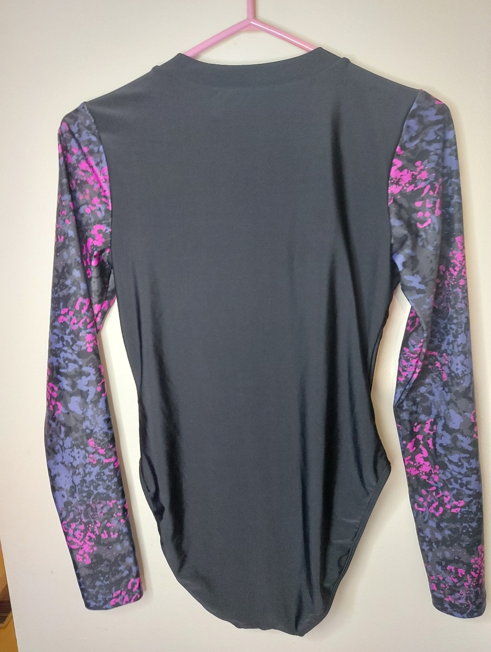 Reebok Long Sleeve Zip Rashguard - Picture 2 of 5